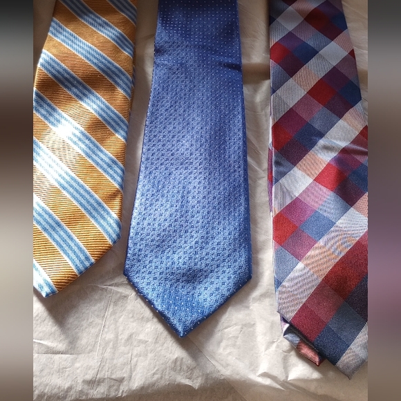 Vintage and Designer Tie Collection.FIVE FOR THE PRICE OF ONE BUNDLE. Blue Tones - Picture 5 of 11